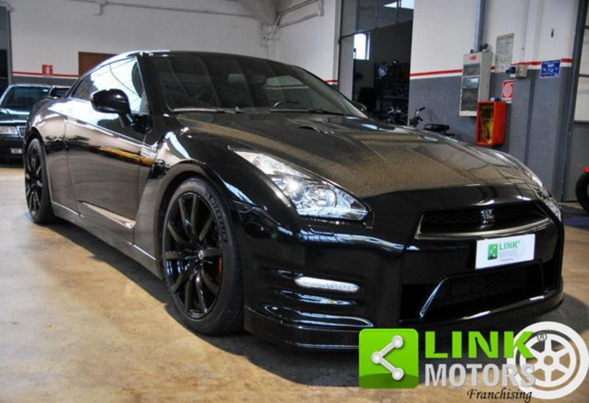 Nissan GT-R 3.8 V6 Black Edition 