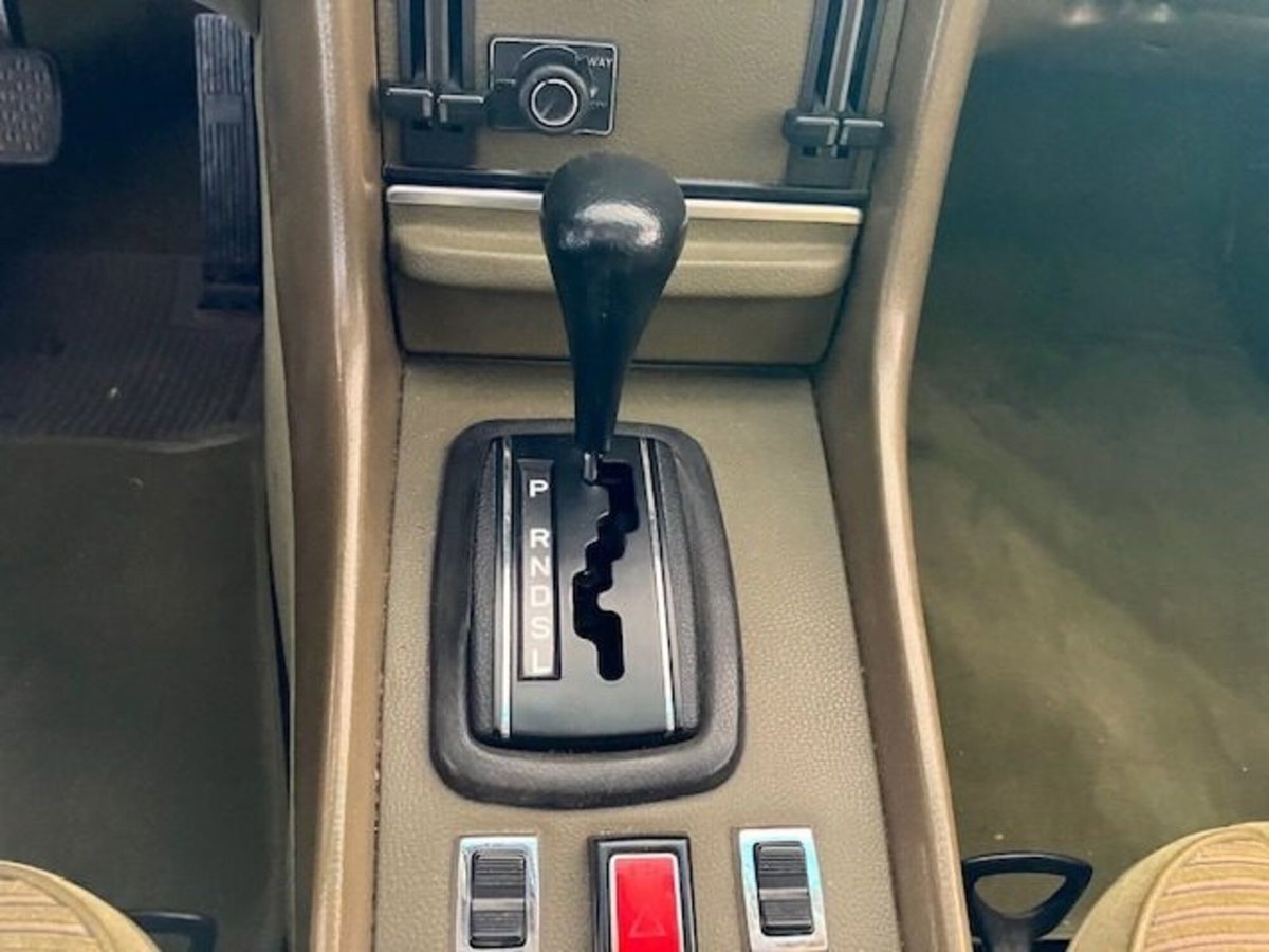 Mercedes-Benz 280 280 E (5)