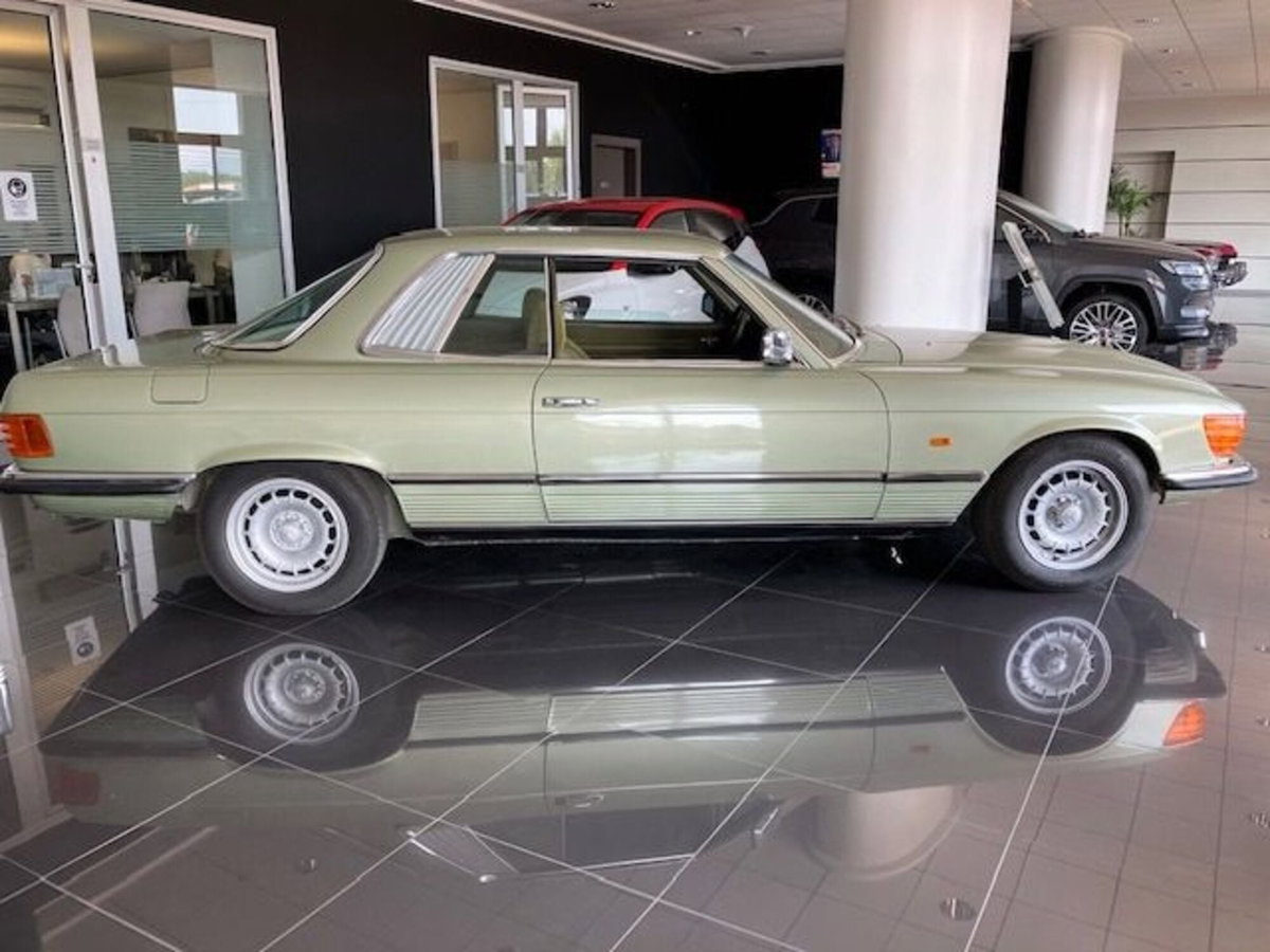 Mercedes-Benz 280 280 E (2)
