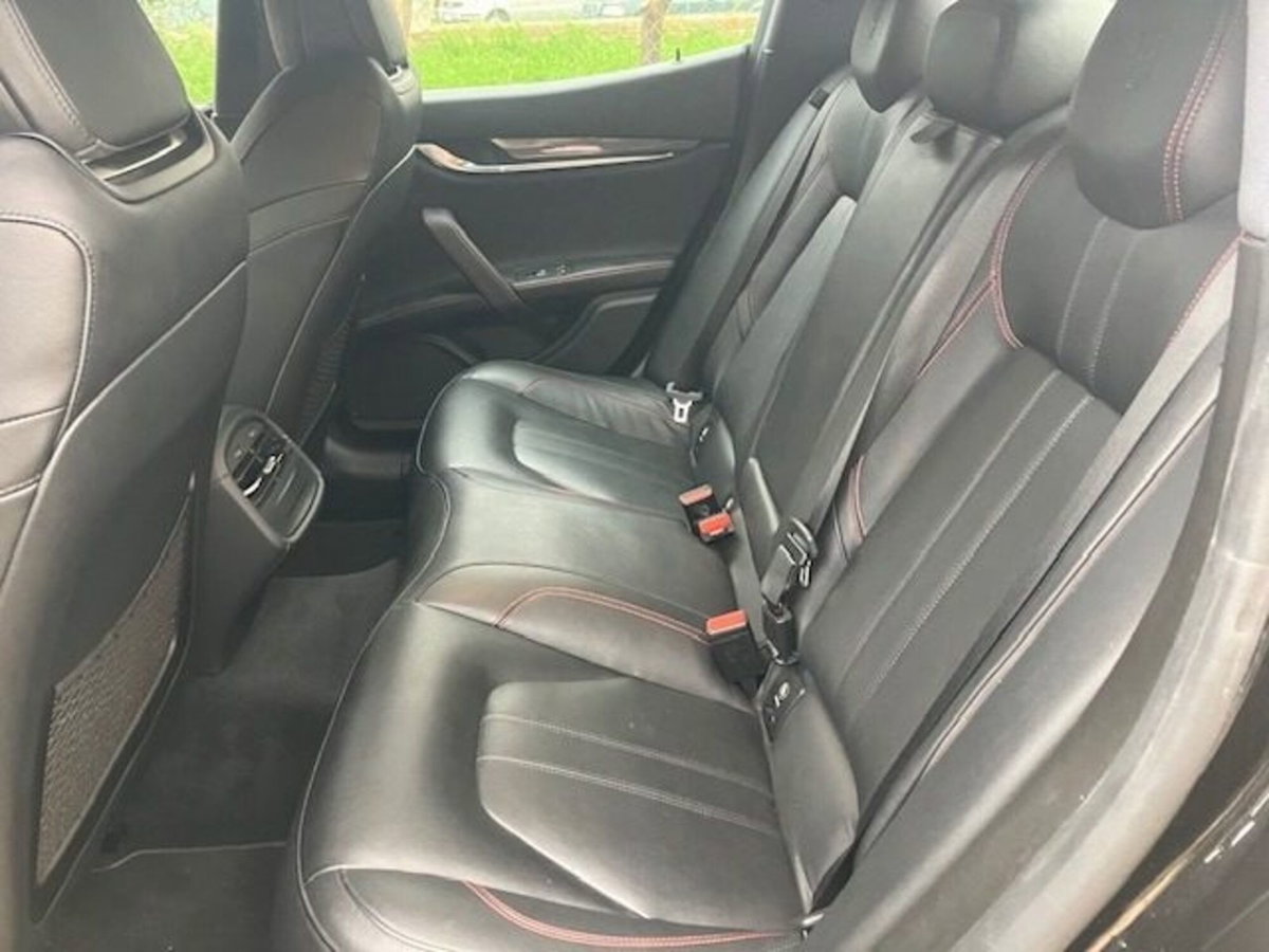 Maserati Ghibli Ghibli V6 430 CV (15)