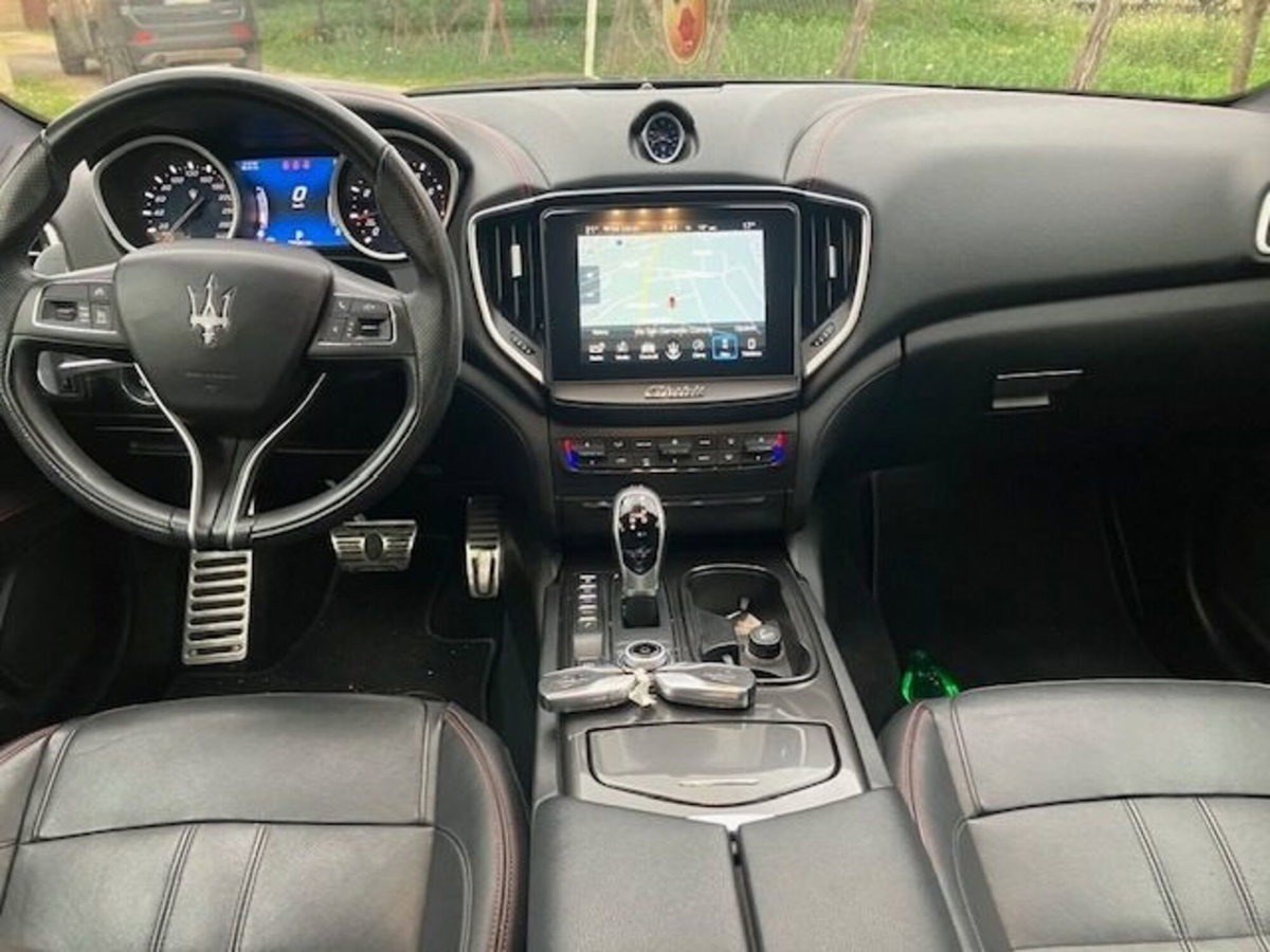 Maserati Ghibli Ghibli V6 430 CV (16)