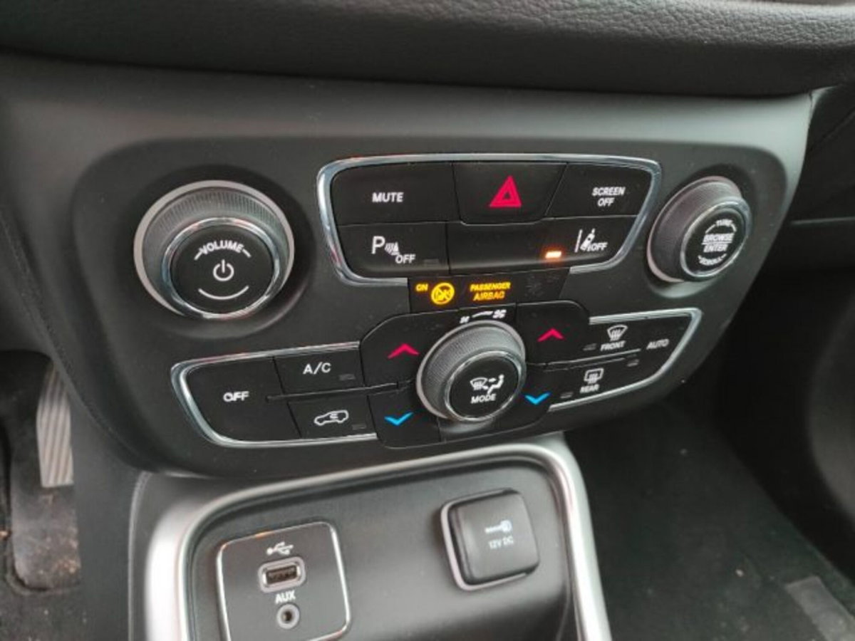 Jeep Compass 1.6 Multijet II 2WD Longitude (8)