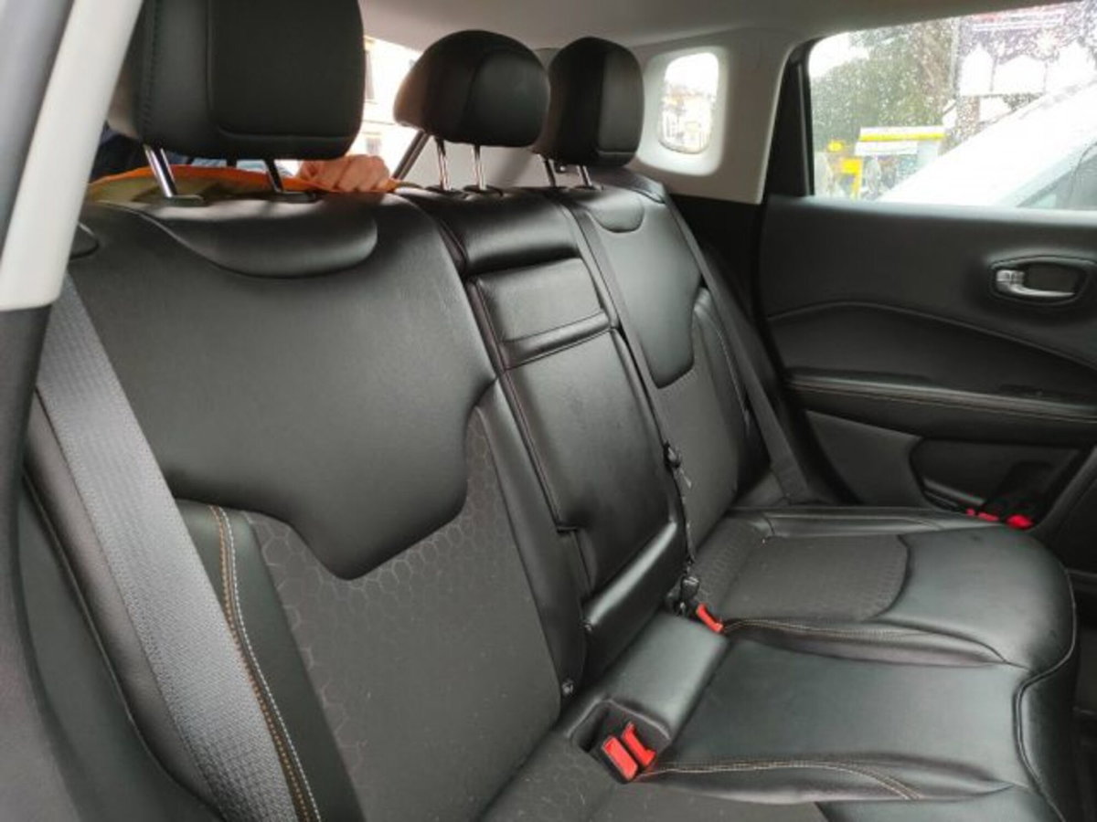 Jeep Compass 1.6 Multijet II 2WD Longitude (12)