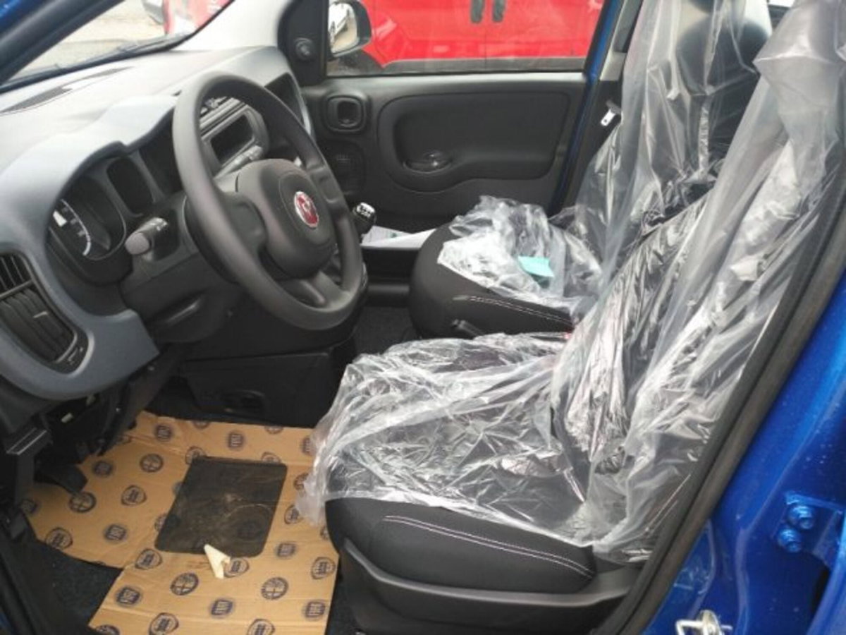 Fiat Panda 1.0 firefly hybrid s&s 70cv (6)
