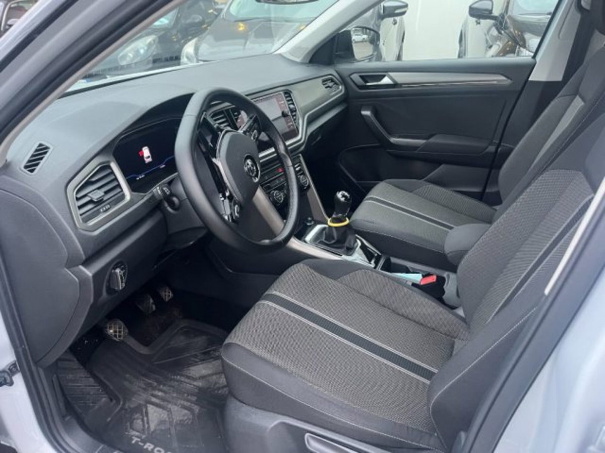 Volkswagen T-Roc 1.0 TSI Style (6)