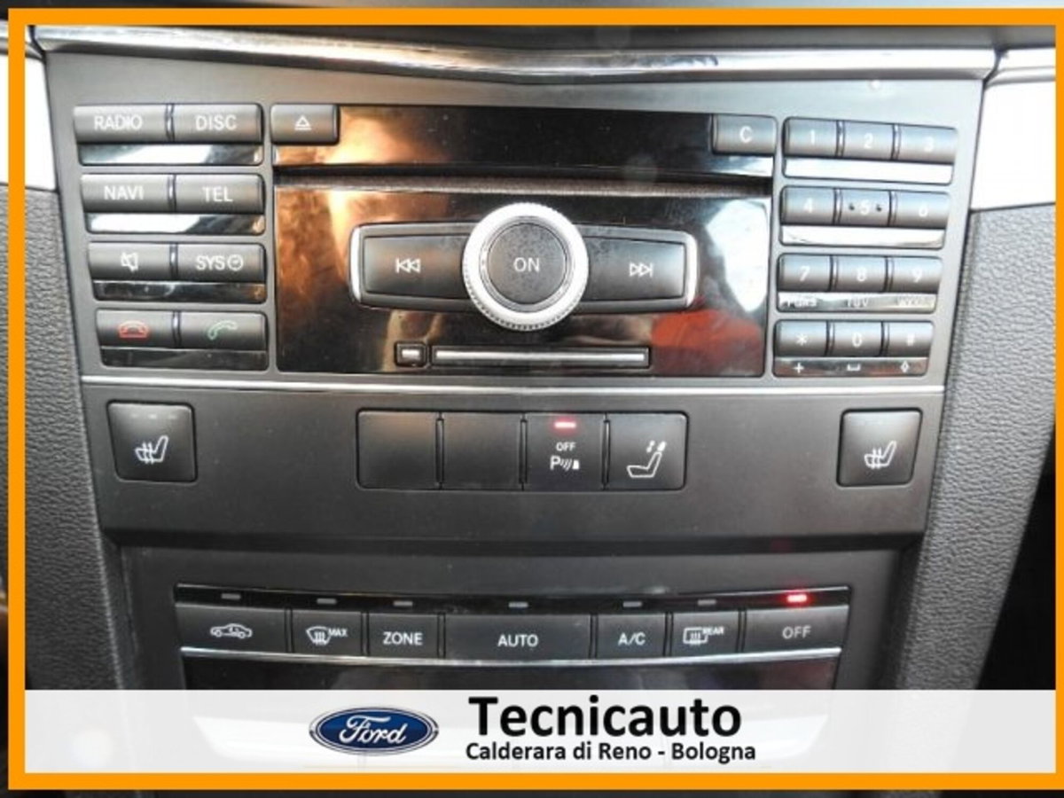 Mercedes-Benz Classe E Cabrio 250 CDI Cabrio BlueEFFICIENCY Executive (20)