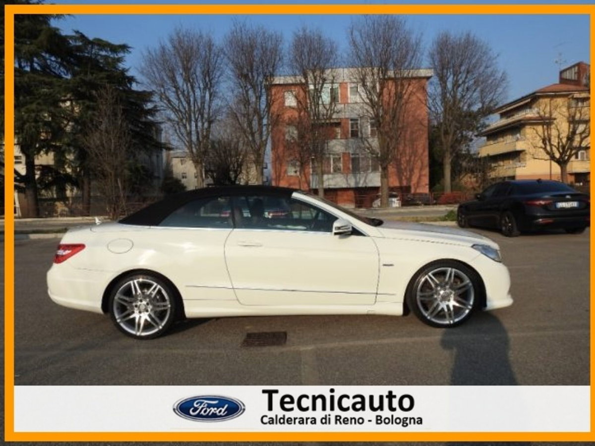Mercedes-Benz Classe E Cabrio 250 CDI Cabrio BlueEFFICIENCY Executive (5)