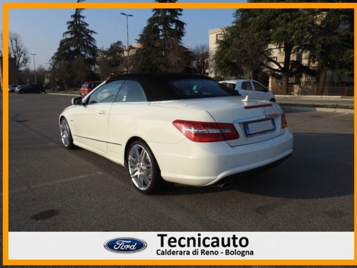 Mercedes-Benz Classe E Cabrio 250 CDI Cabrio BlueEFFICIENCY Executive (6)
