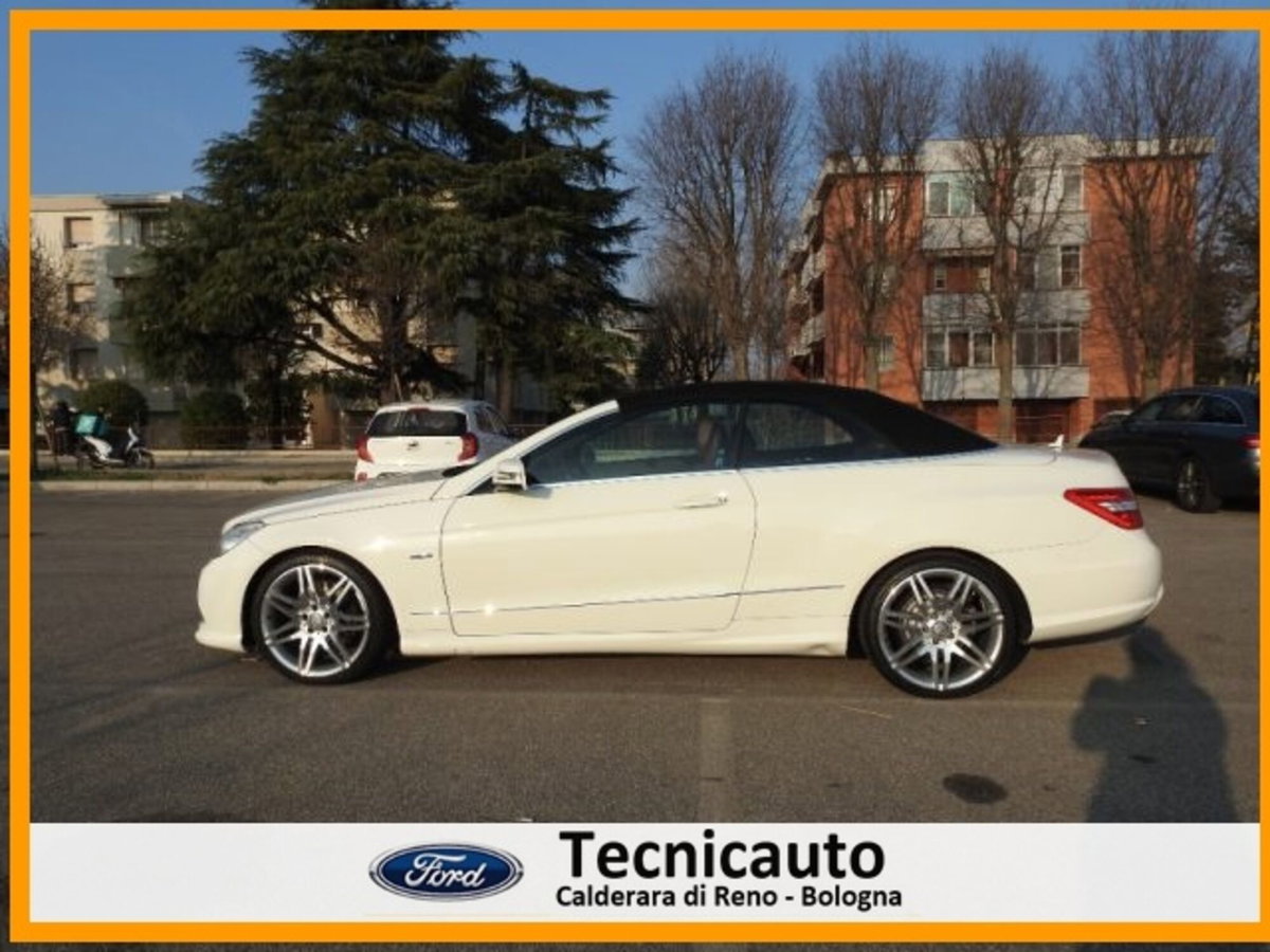 Mercedes-Benz Classe E Cabrio 250 CDI Cabrio BlueEFFICIENCY Executive (8)