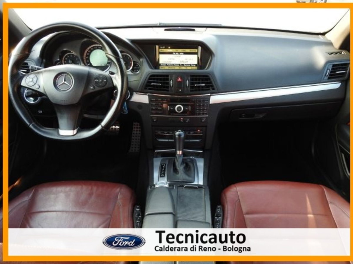 Mercedes-Benz Classe E Cabrio 250 CDI Cabrio BlueEFFICIENCY Executive (9)