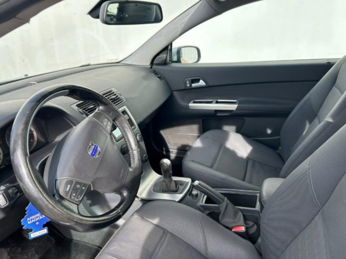Volvo C30 1.6 D DRIVe Kinetic (11)