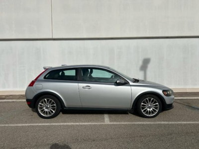 Volvo C30 1.6 D DRIVe Kinetic (4)