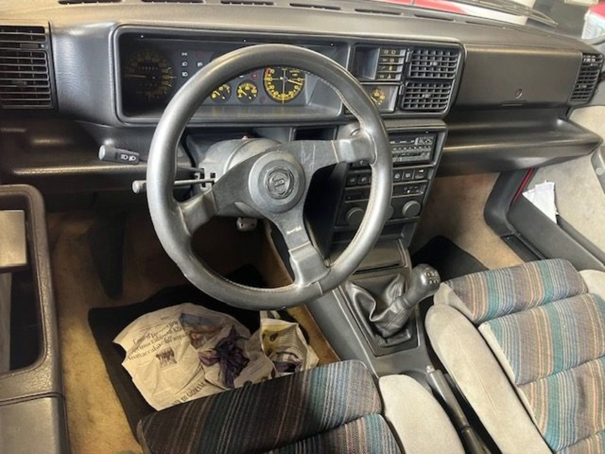Lancia Delta turbo 16V HF integrale (14)