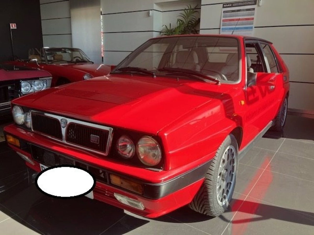 Lancia Delta turbo 16V HF integrale (2)