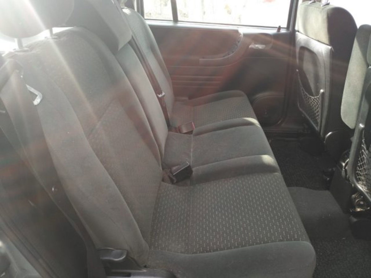 Opel Zafira 16V DTI cat Elegance (7)
