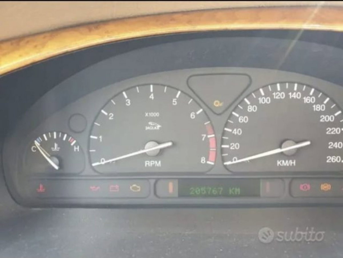 Jaguar S-Type 3.0 V6 Executive (6)