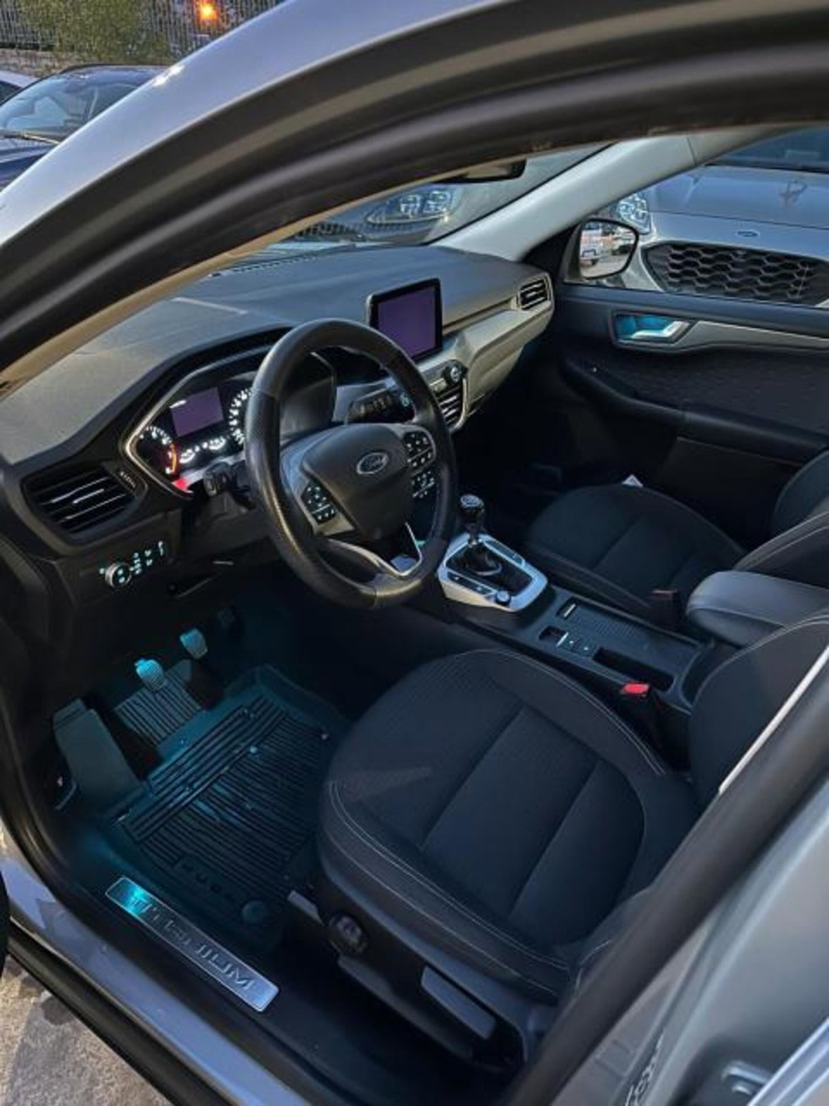 Ford Kuga 1.5 EcoBoost 150 CV 2WD Titanium (4)