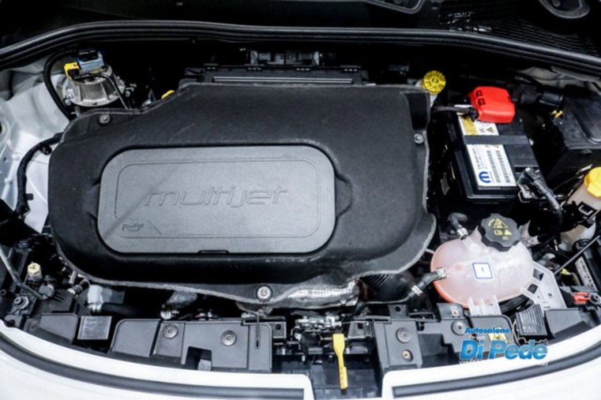 Fiat 500X 1.3 MultiJet 95 CV Urban (16)