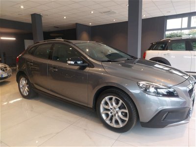 Volvo V40 Cross Country D3 Business my 17 usata