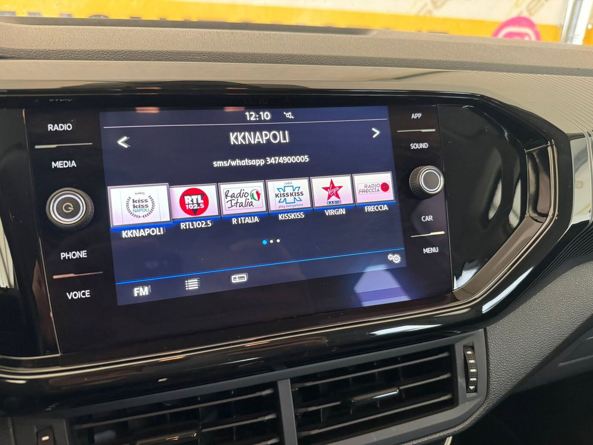 Volkswagen T-Cross 1.0 TSI Style BMT (16)