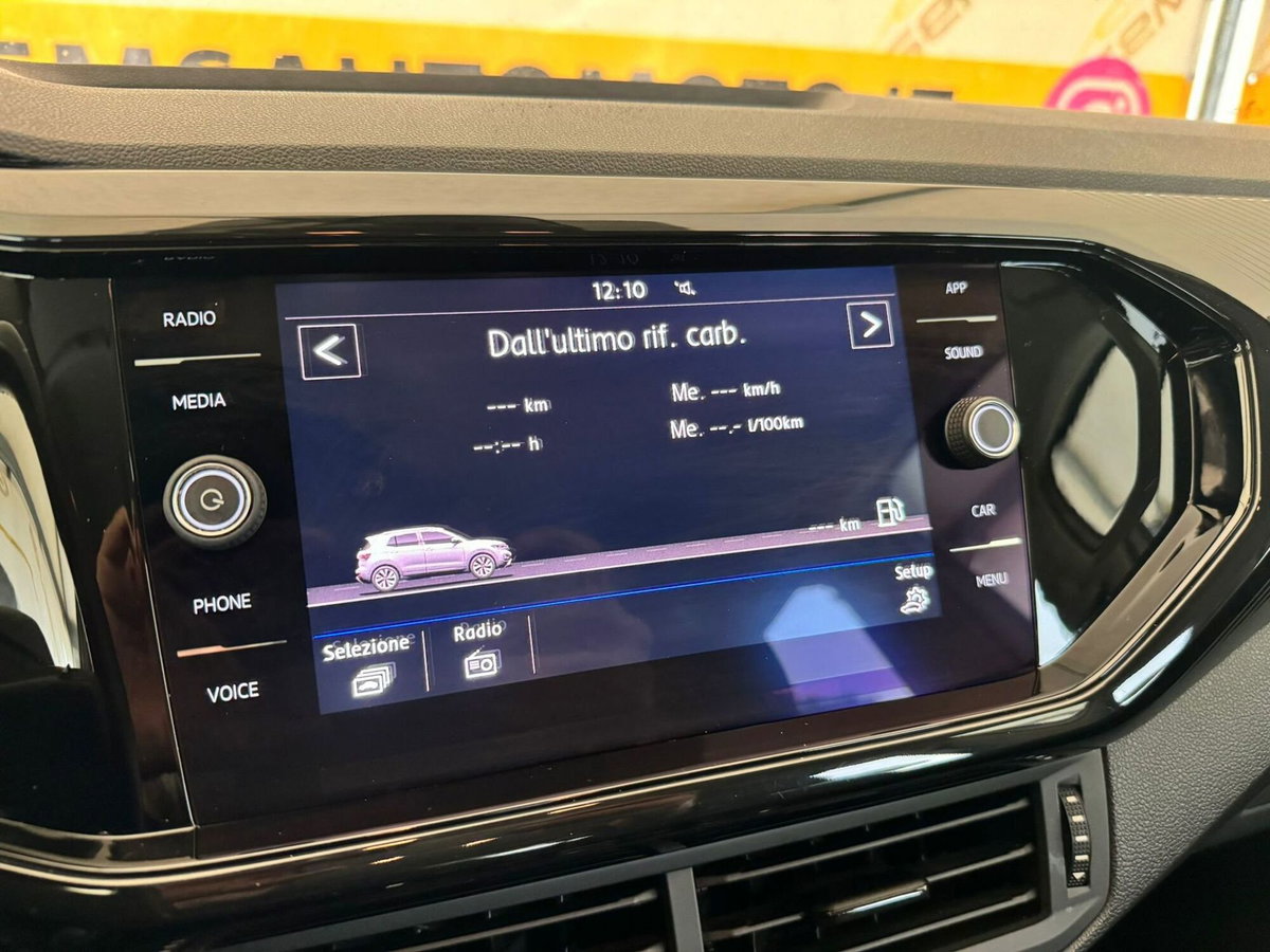 Volkswagen T-Cross 1.0 TSI Style BMT (17)