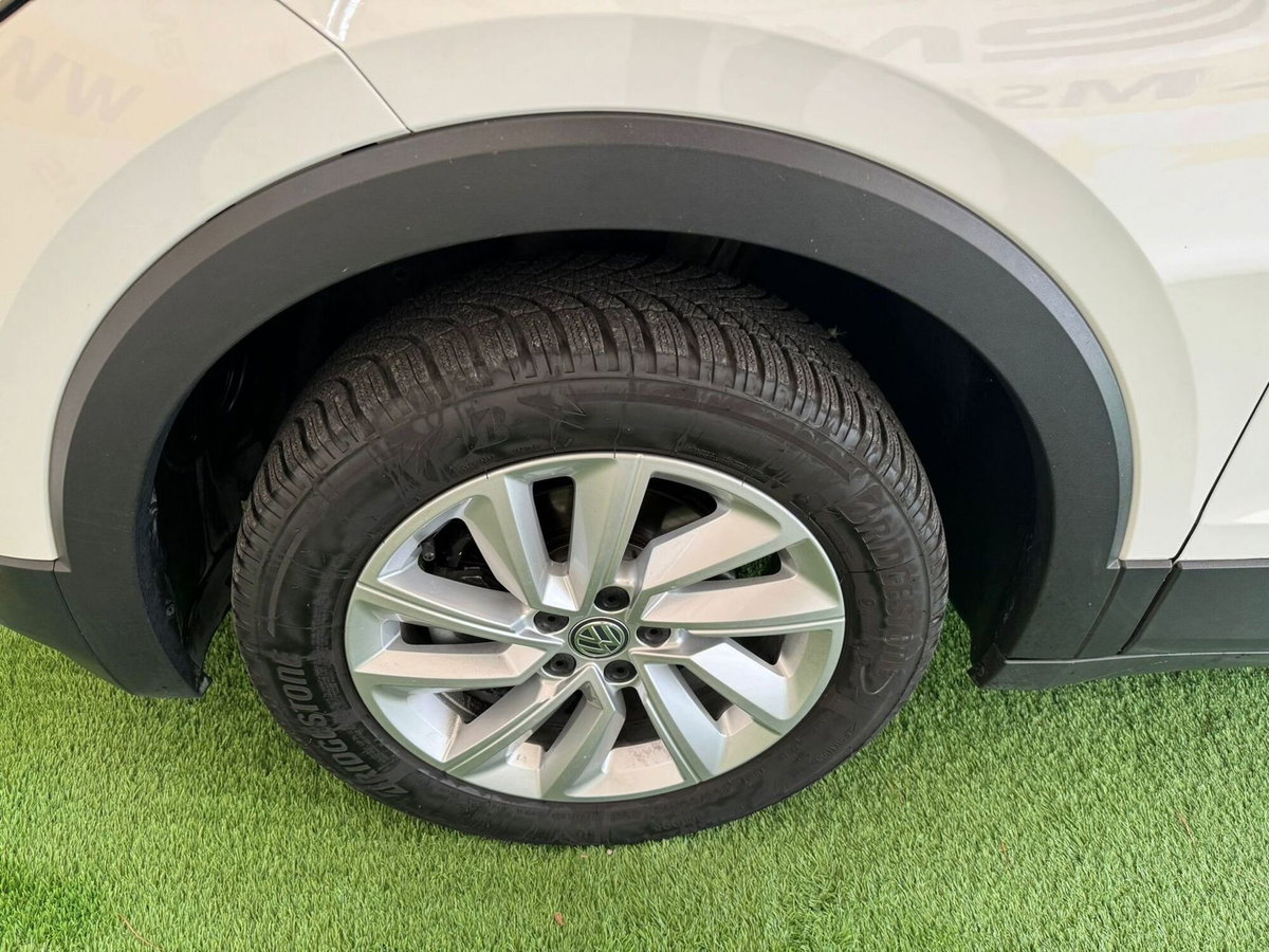 Volkswagen T-Cross 1.0 TSI Style BMT (8)