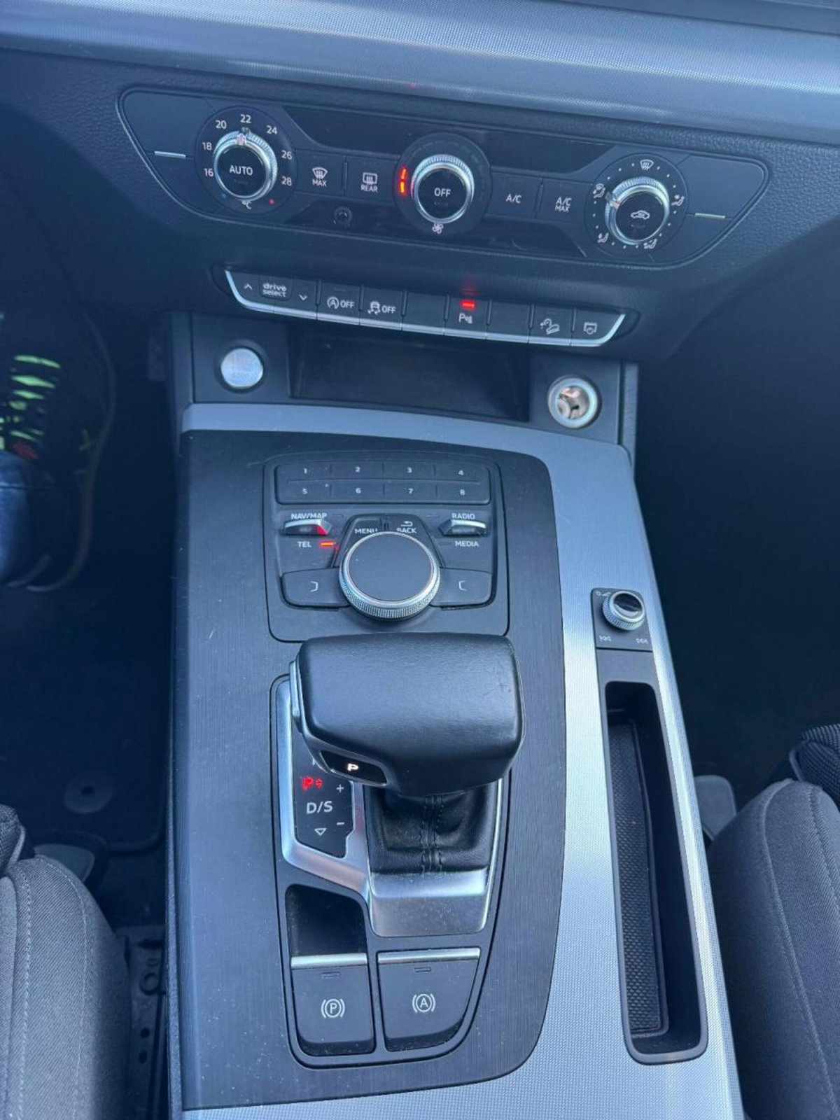 Audi Q5 2.0 TDI 163 CV quattro S tronic Advanced Plus (8)
