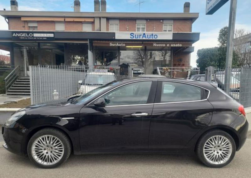 Alfa Romeo Giulietta 1.6 JTDm-2 Distinctive