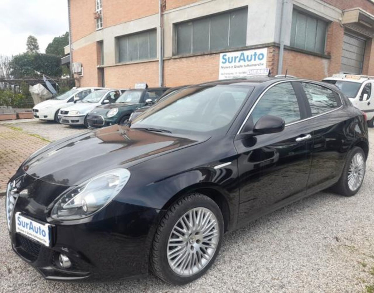 Alfa Romeo Giulietta 1.6 JTDm-2 Distinctive (2)