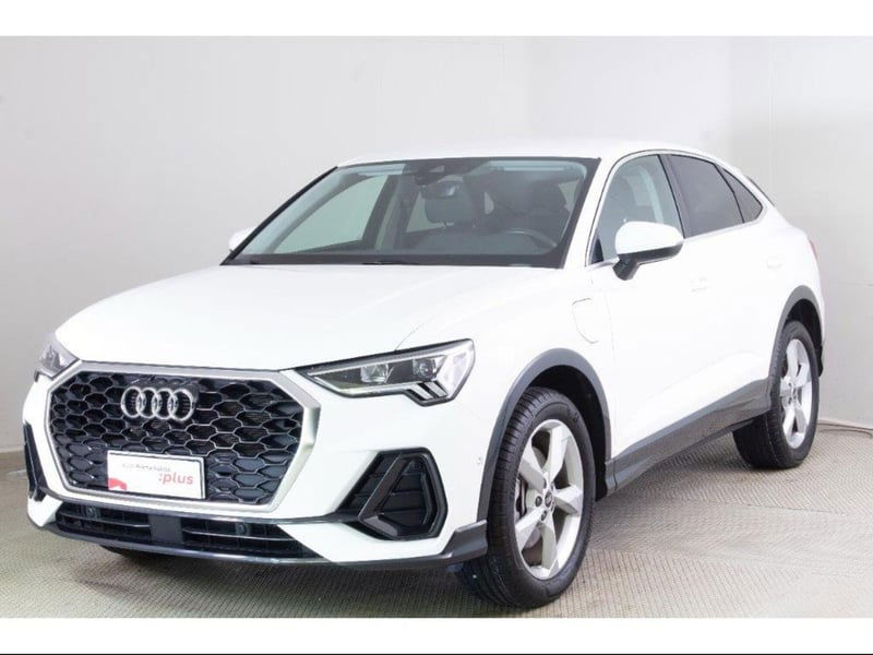 Audi Q3 Sportback 45 TFSI e S tronic Business Plus