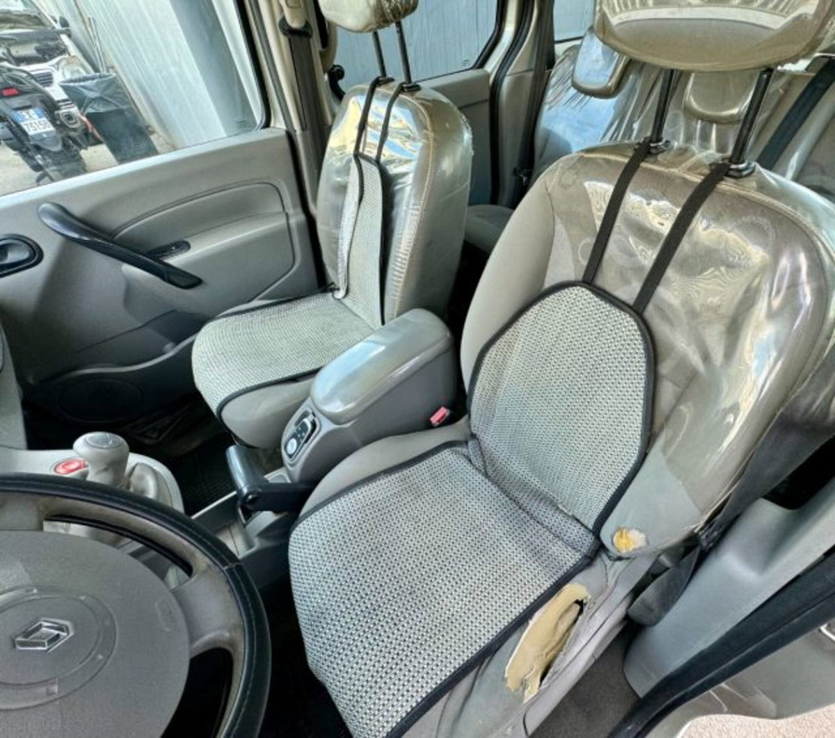 Renault Kangoo 1.5 dCi 90CV F.AP. 5 porte Tom Tom (19)
