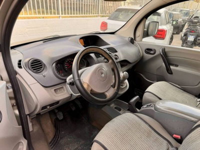 Renault Kangoo 1.5 dCi 90CV F.AP. 5 porte Tom Tom (7)