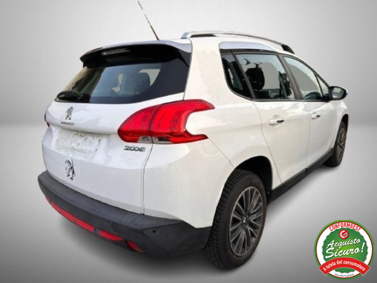 Peugeot 2008 VTi 82CV Allure (3)