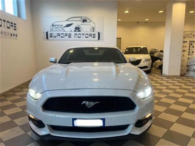Ford Mustang Coupé Fastback 2.3 EcoBoost aut. my 15 usata