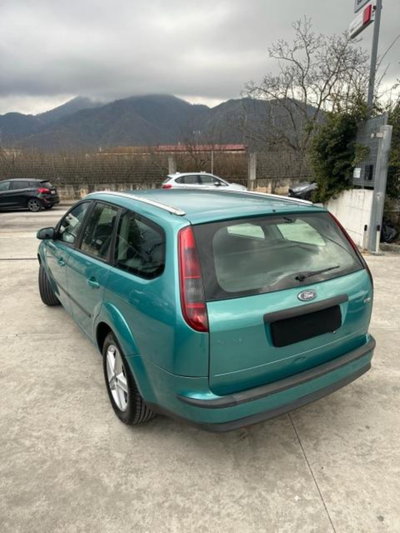 Ford Focus Station Wagon 1.6 TDCi (90CV) S.W. (4)