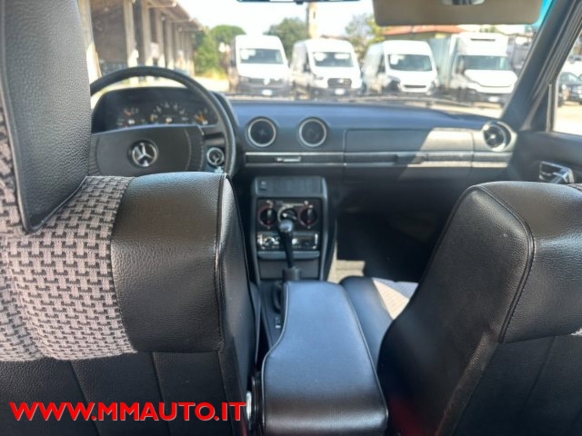 Mercedes-Benz 200 200 (8)