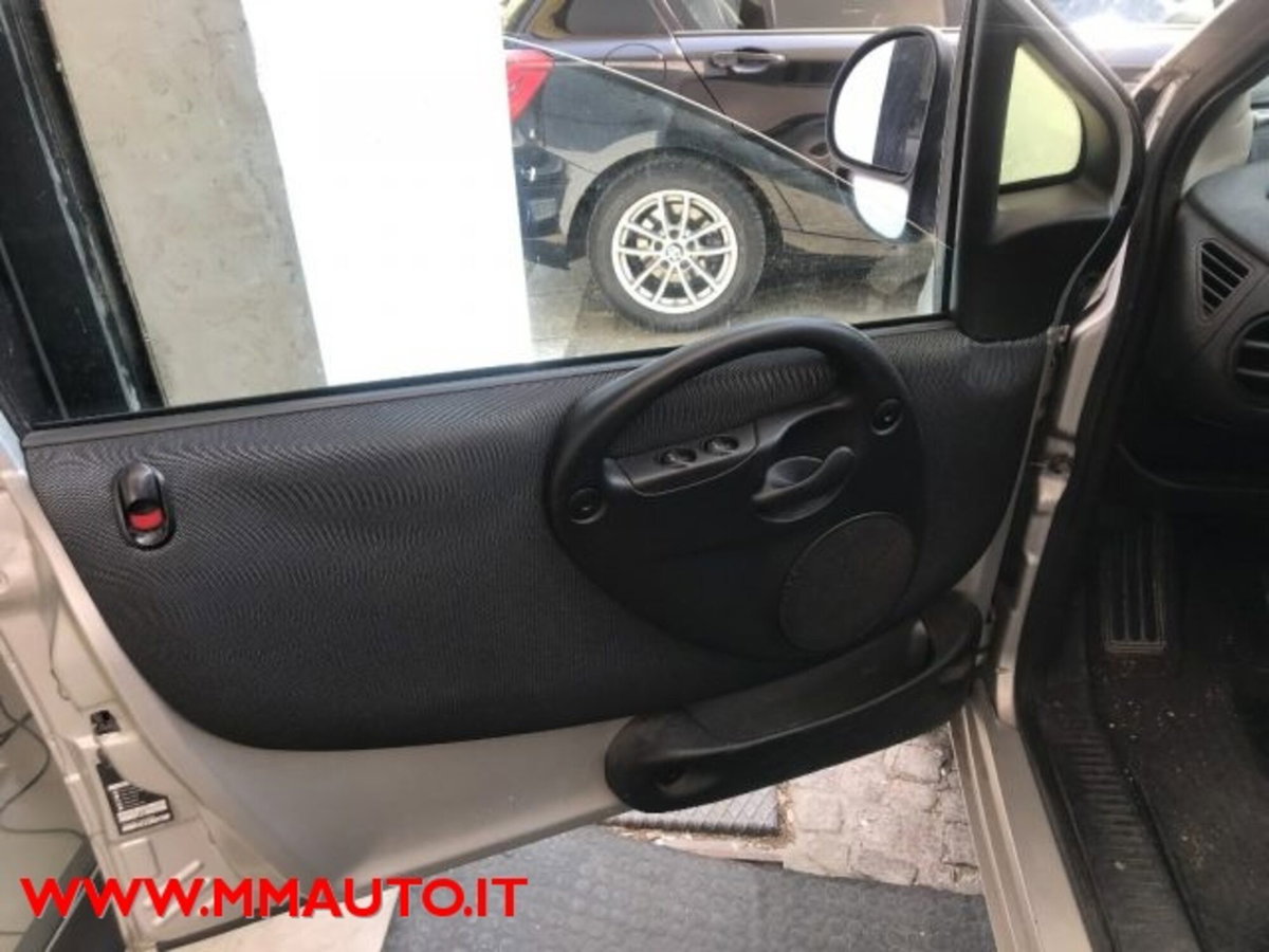 Fiat Multipla 1.6 16V Natural Power Dynamic (8)