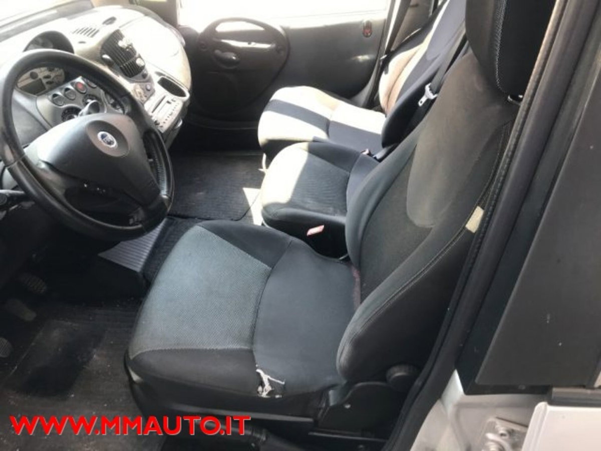 Fiat Multipla 1.6 16V Natural Power Dynamic (9)