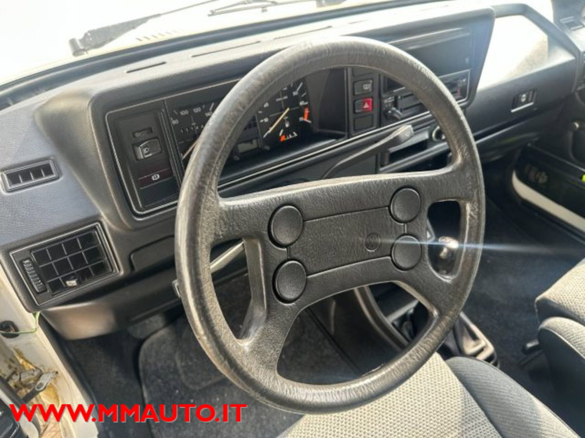 Volkswagen Golf Cabrio 1300 GL (12)