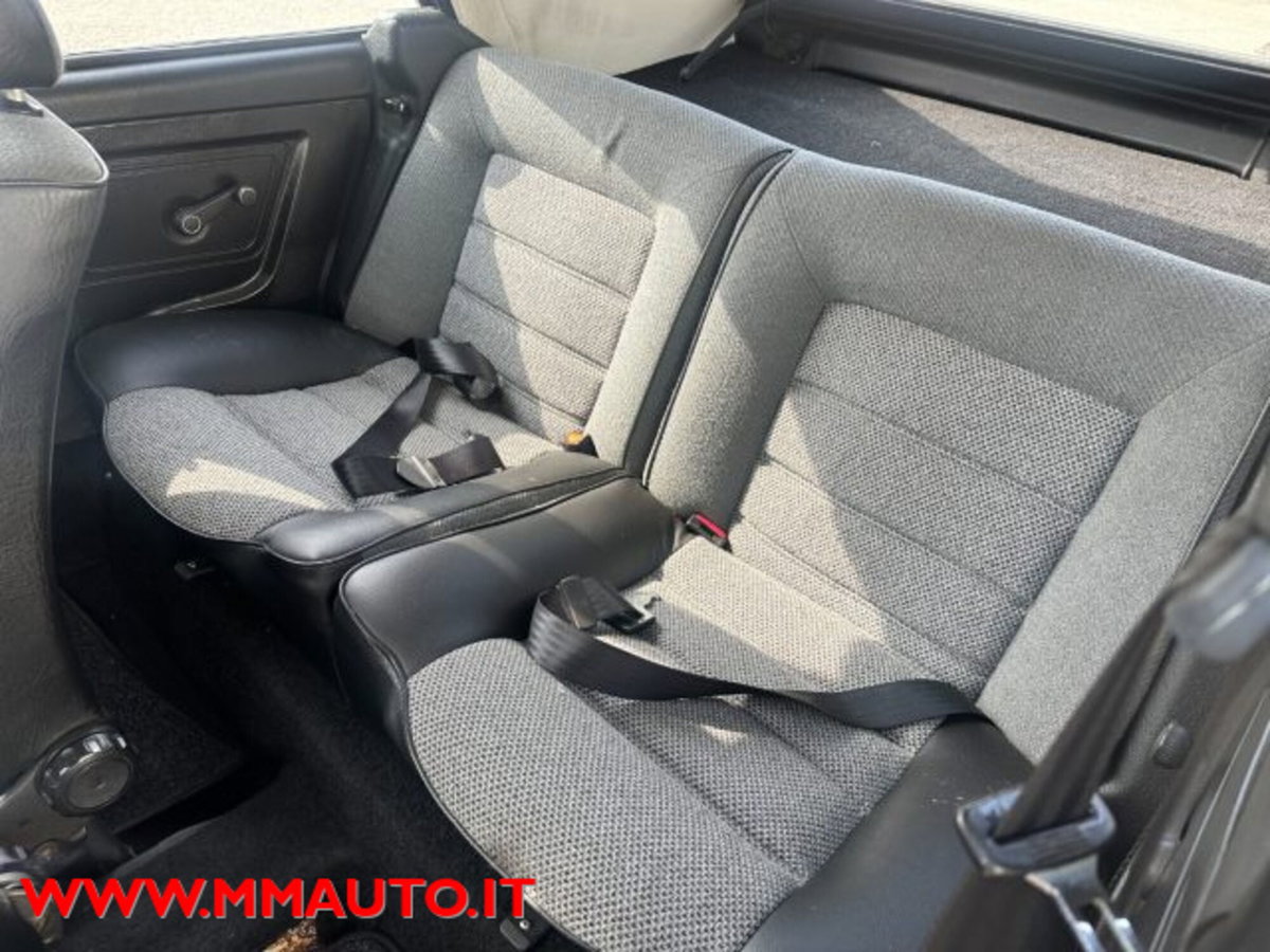 Volkswagen Golf Cabrio 1300 GL (9)