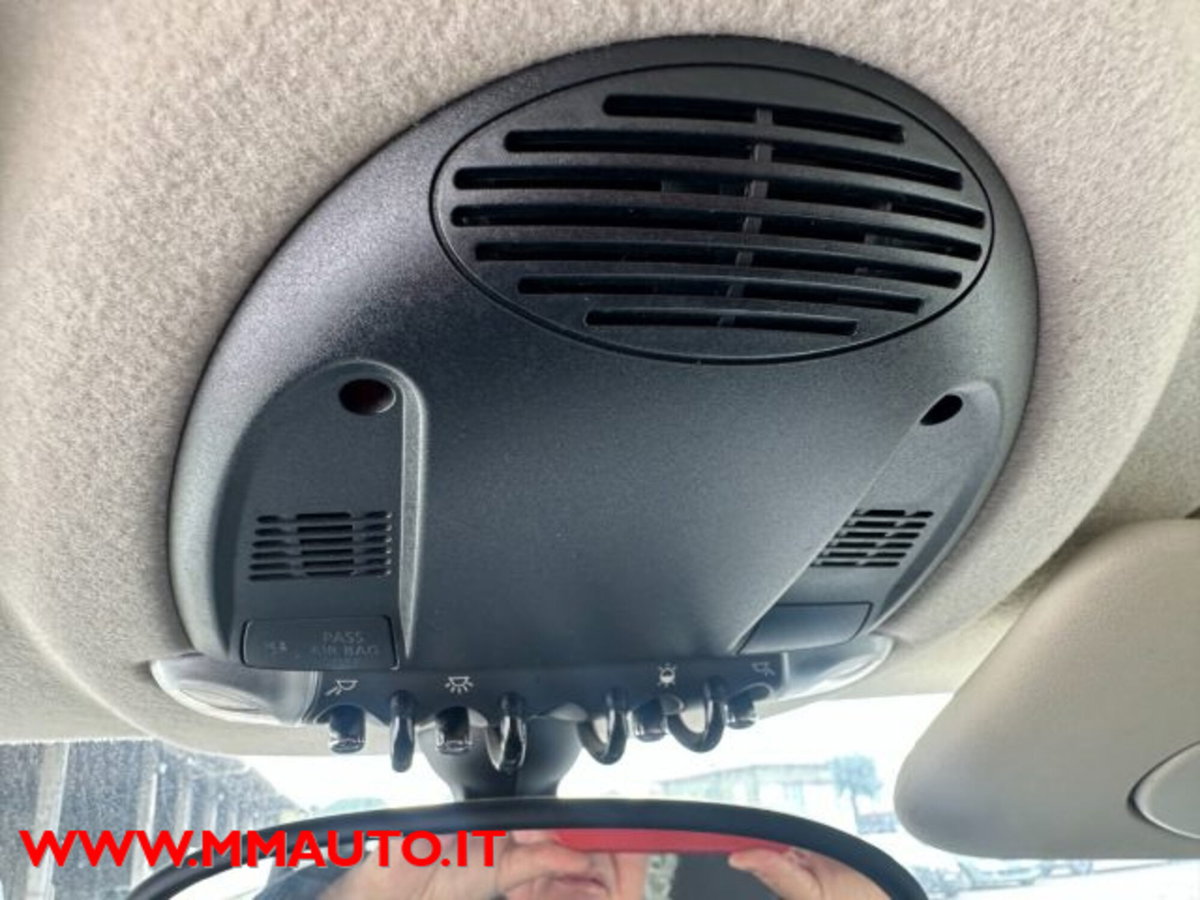 MINI Mini 1.6 16V One D (13)