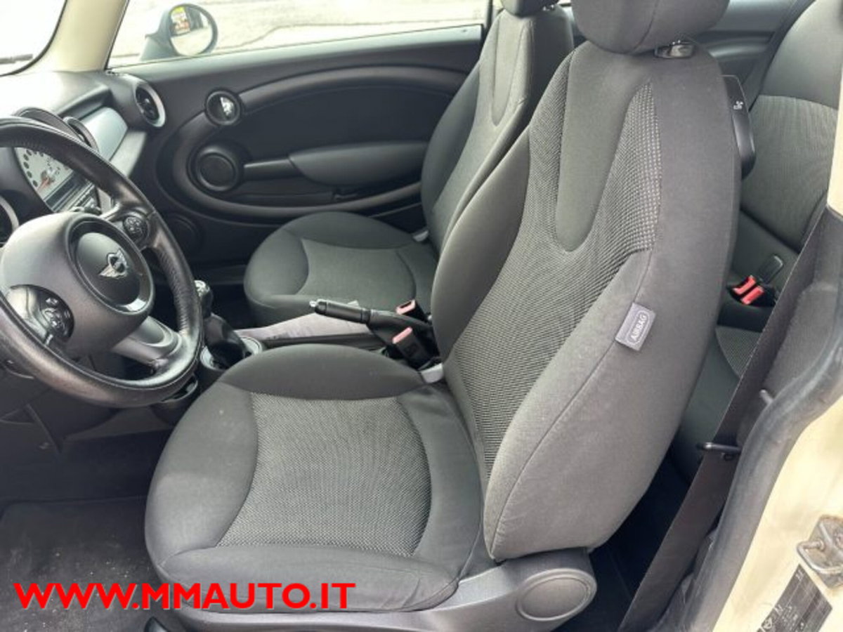 MINI Mini 1.6 16V One D (7)