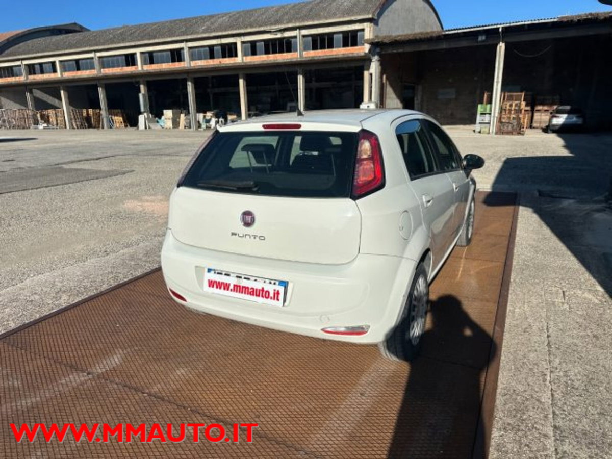 Fiat Punto 1.3 MJT II 75 CV 5 porte Street (4)