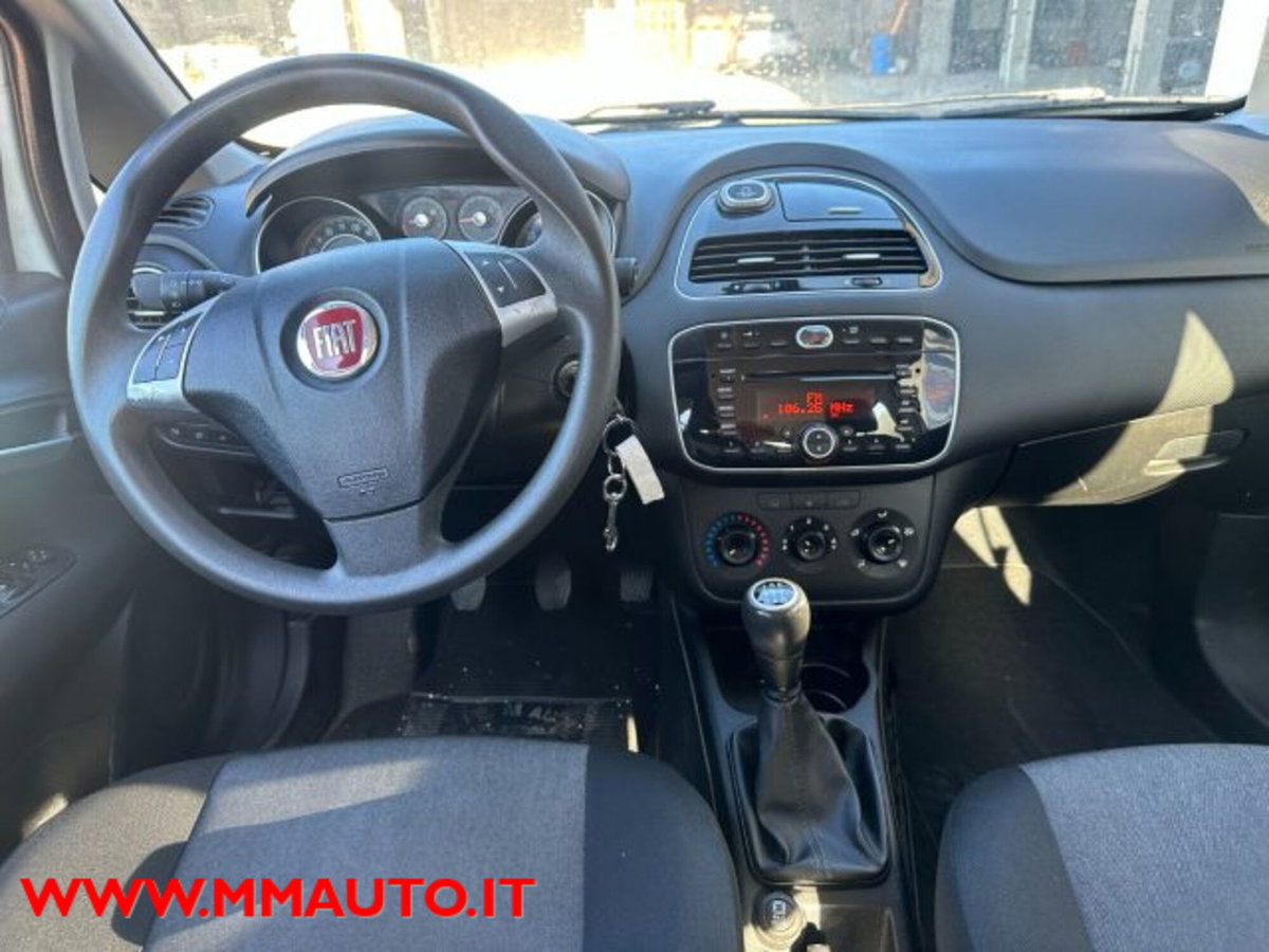 Fiat Punto 1.3 MJT II 75 CV 5 porte Street (7)