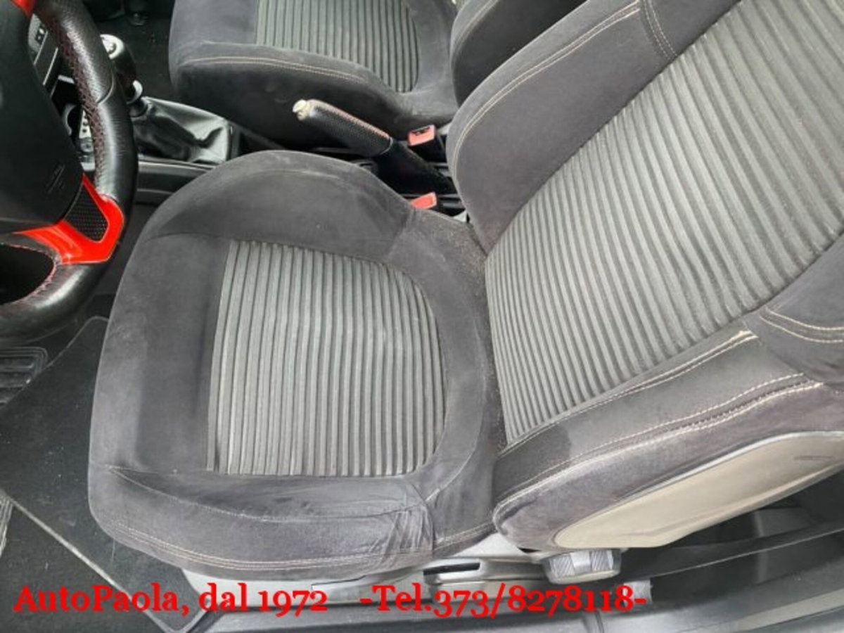 Abarth Grande Punto 1.4 T-Jet 16V 180 CV 3 porte SS (12)