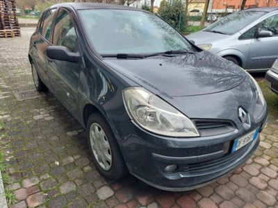 Renault Clio 1.2 16V 5 porte Confort usata