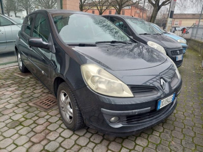 Renault Clio 1.2 16V 5 porte Le Iene