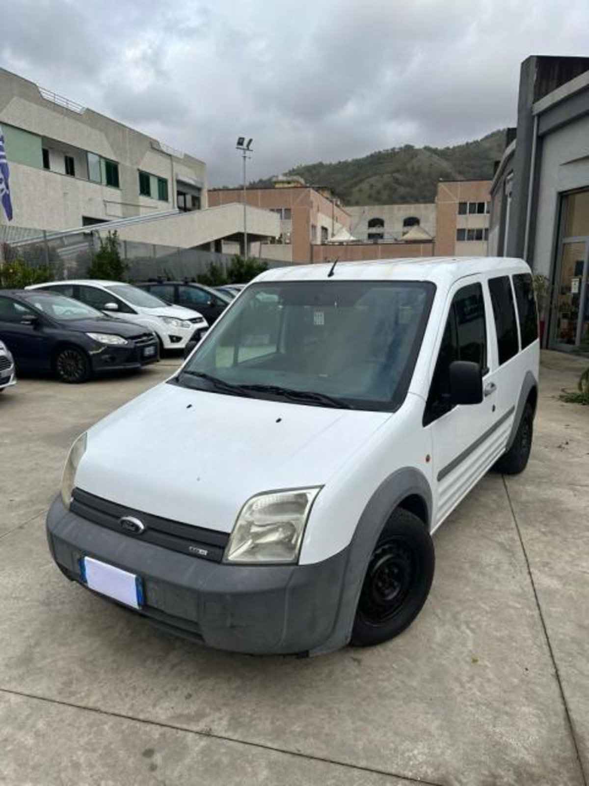 Ford Tourneo Connect 1.6 TDCi (2)