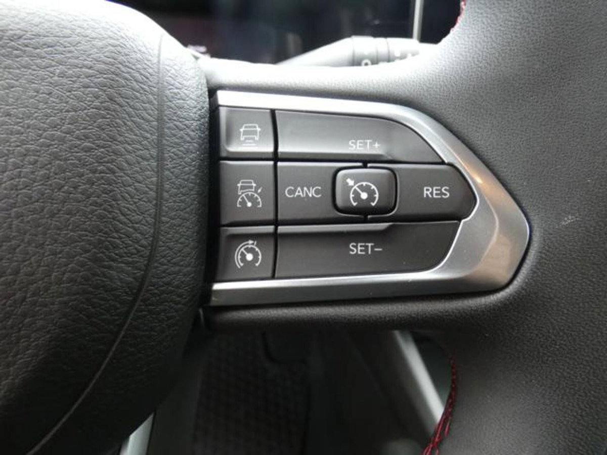Jeep Compass 1.3 T4 240CV PHEV AT6 4xe Trailhawk (12)