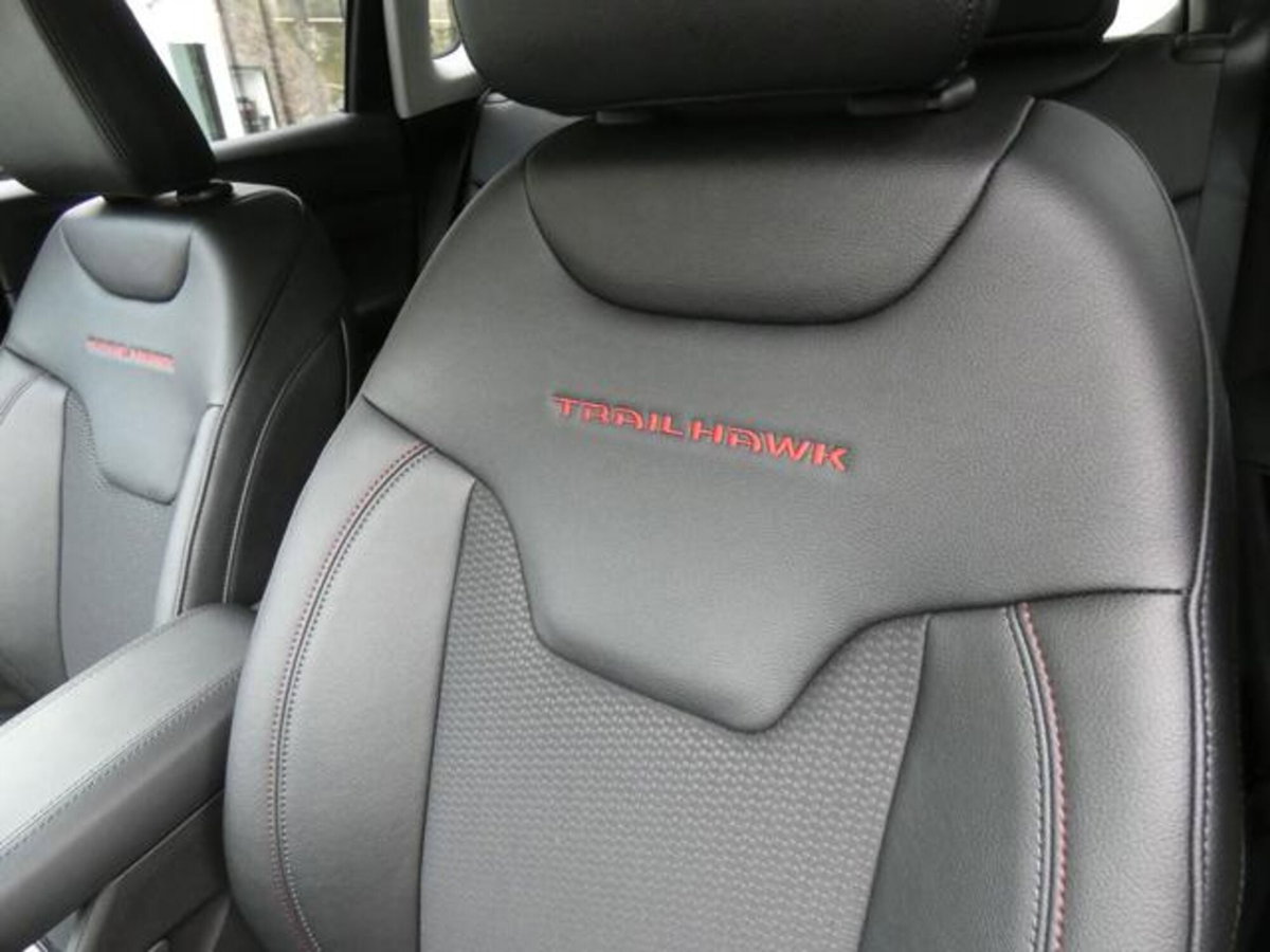 Jeep Compass 1.3 T4 240CV PHEV AT6 4xe Trailhawk (8)